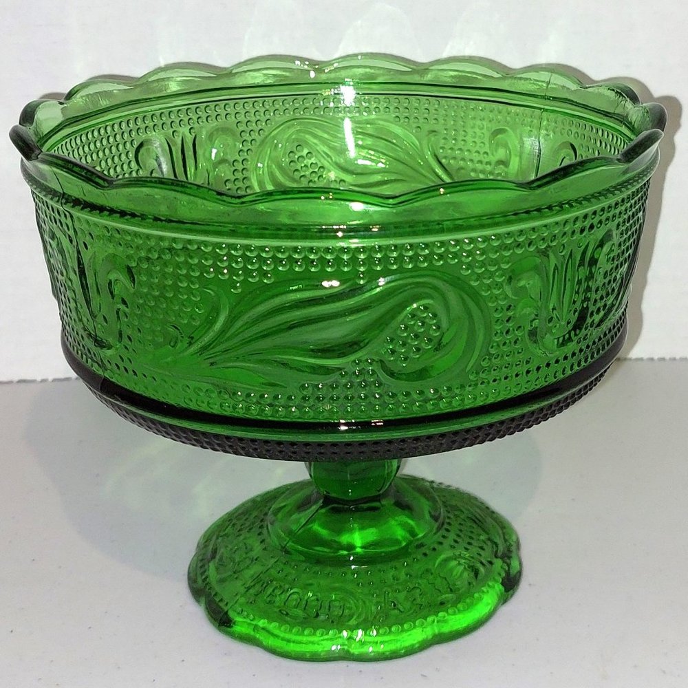 Vtg E.O. Brody Green Pedestal Fruit/Candy Bowl Scalloped Top
